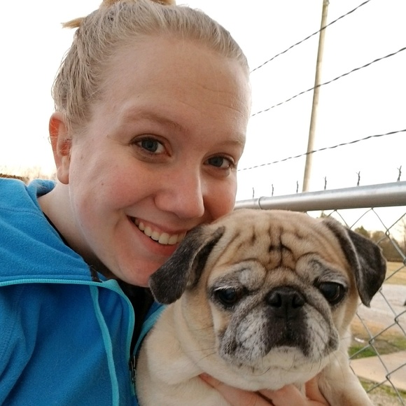 Meet your Posher, Kelly - Picture 3 of 4